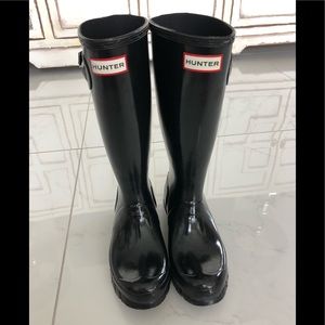 Hunter Rain Boots - size 4b/5g